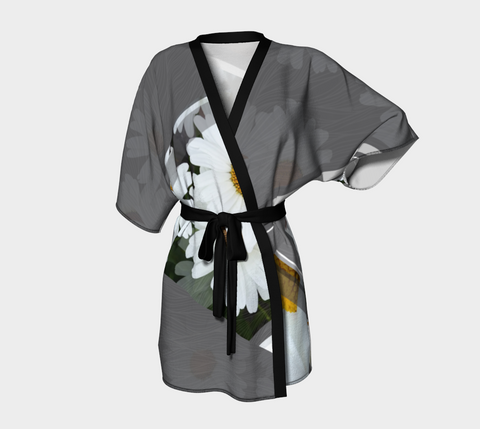 Daisy Picture - Kimono Robe